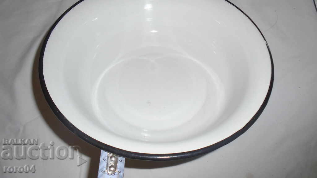 ENAMELED LUCK "MADE IN THE USSR" - NEW - 6 ENAMELED LUCK "MADE IN THE USSR" - NEW - 6