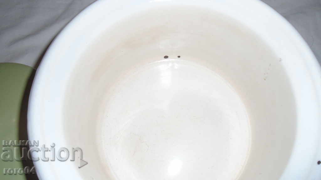 ENAMELED POT WITH LID - OBORISHCHE - 1970 - 6 ENAMELED POT WITH LID - OBORISHCHE - 1970 - 6