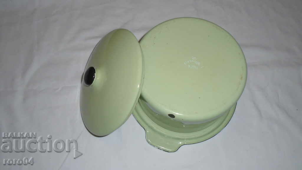 ENAMELED POT WITH LID - OBORISHCHE - 1970 - 7 ENAMELED POT WITH LID - OBORISHCHE - 1970 - 7