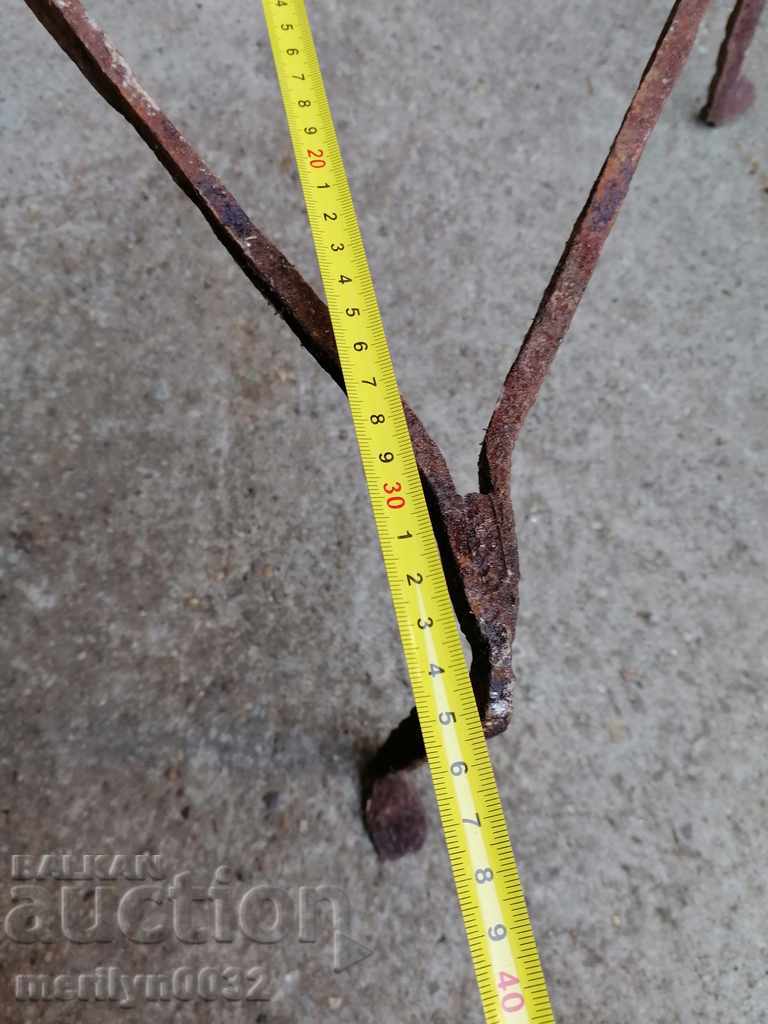 An antique wrought iron soot hearth grilled pyruvic wrought iron - 7