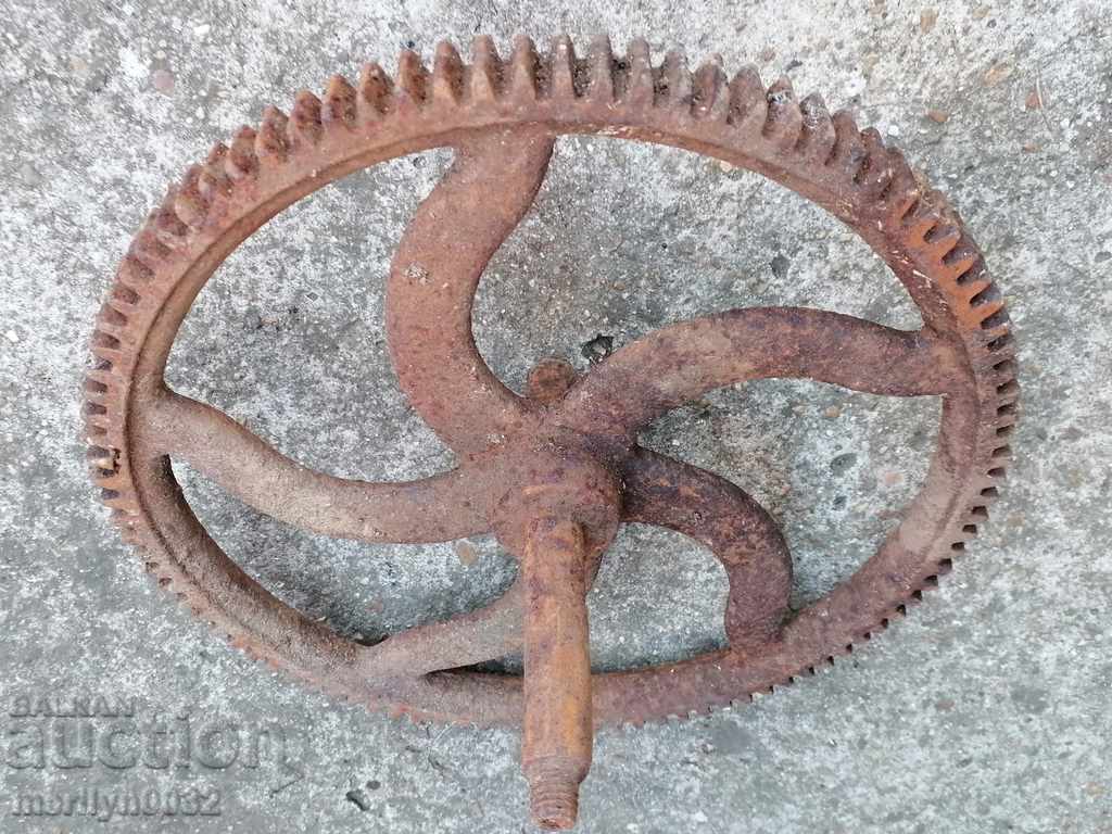 Gear from a wrought iron manufactory reducer - 5