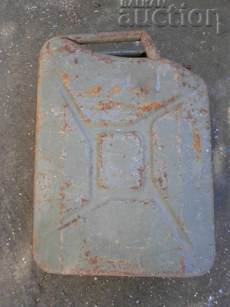 fuel tank BAT Bundeswehr 1974 - 6 fuel tank BAT Bundeswehr 1974 - 6