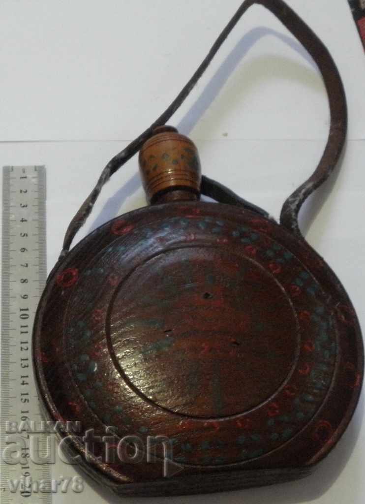 Παλιό δοχείο, βαρέλι, ξύλινο με τιμή € 49.99 | 97.77 BGN