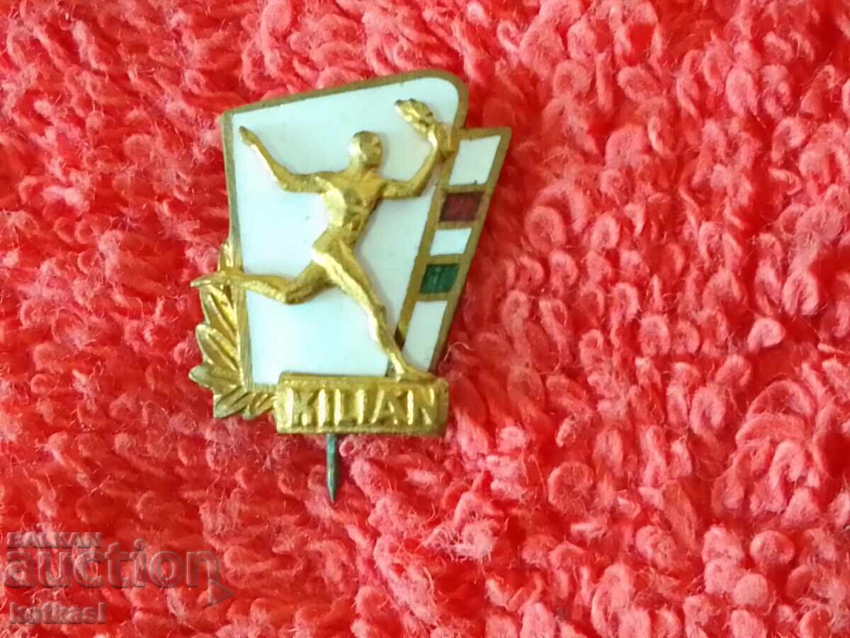 Delivery of Old Soviet badge bronze enamel Torchbearer Olympus Fire number