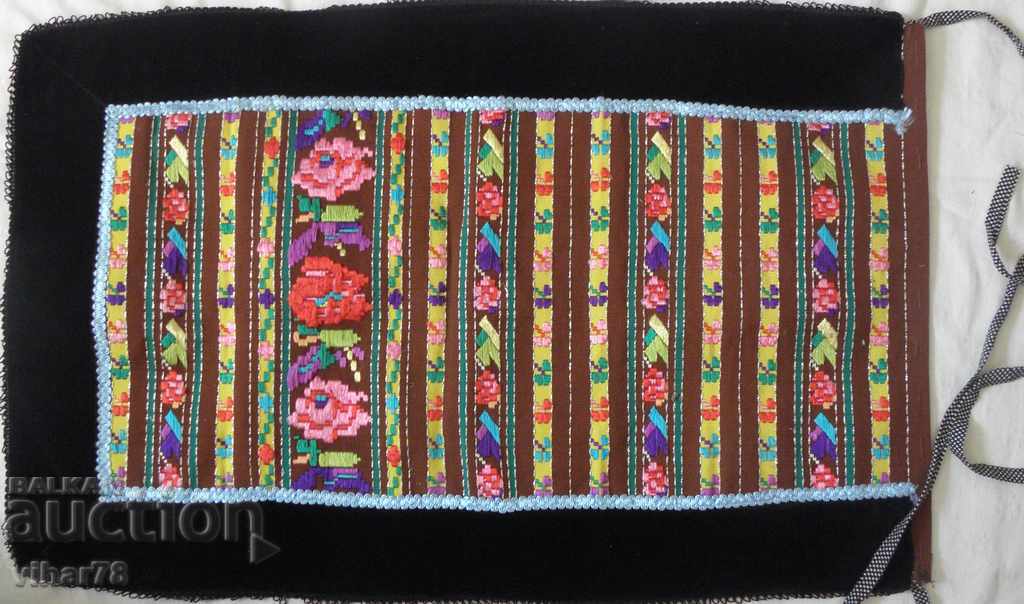 Chaise number 6 apron with price 84.99 BGN | € 43.45 Chaise number 6 apron with price 84.99 BGN | € 43.45