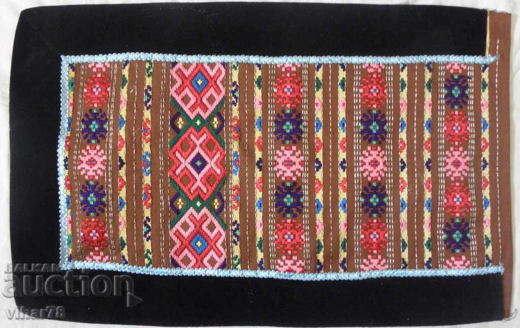 Chaise number 8 apron with price 84.99 BGN | € 43.45 Chaise number 8 apron with price 84.99 BGN | € 43.45