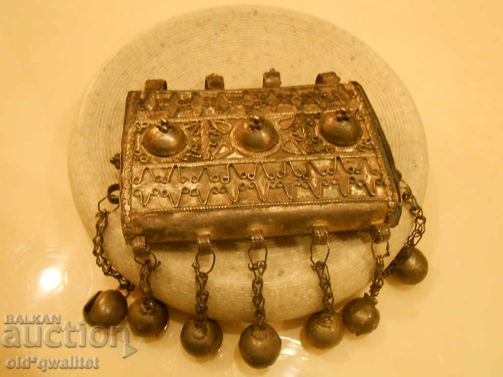 Obiect vechi cu elemente suspendate L 7,7 cm / H 11,2 cm - 7 Obiect vechi cu elemente suspendate L 7,7 cm / H 11,2 cm - 7