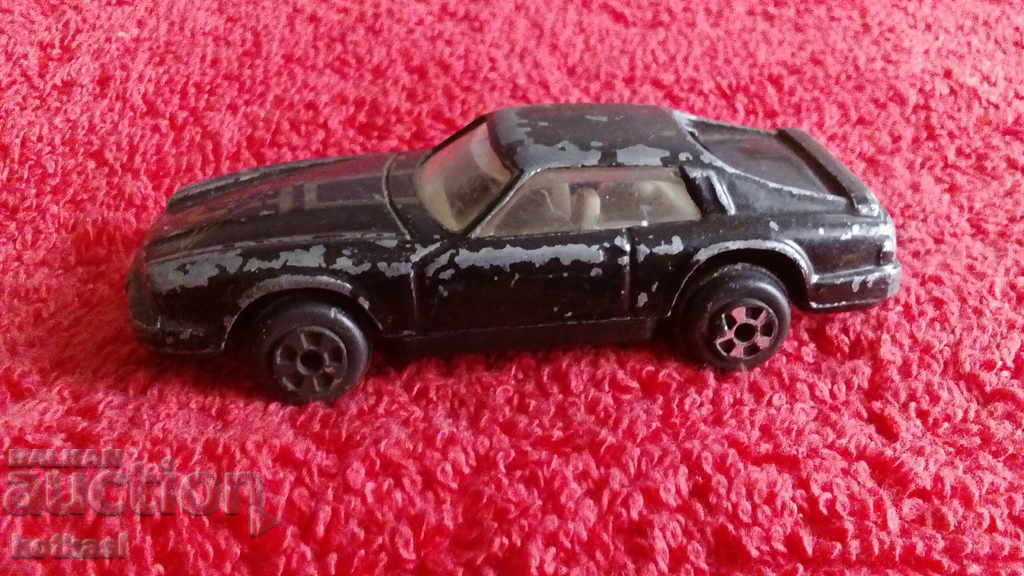 Old small metal Jaguar car with price 5.50 BGN | € 2.81 Old small metal Jaguar car with price 5.50 BGN | € 2.81