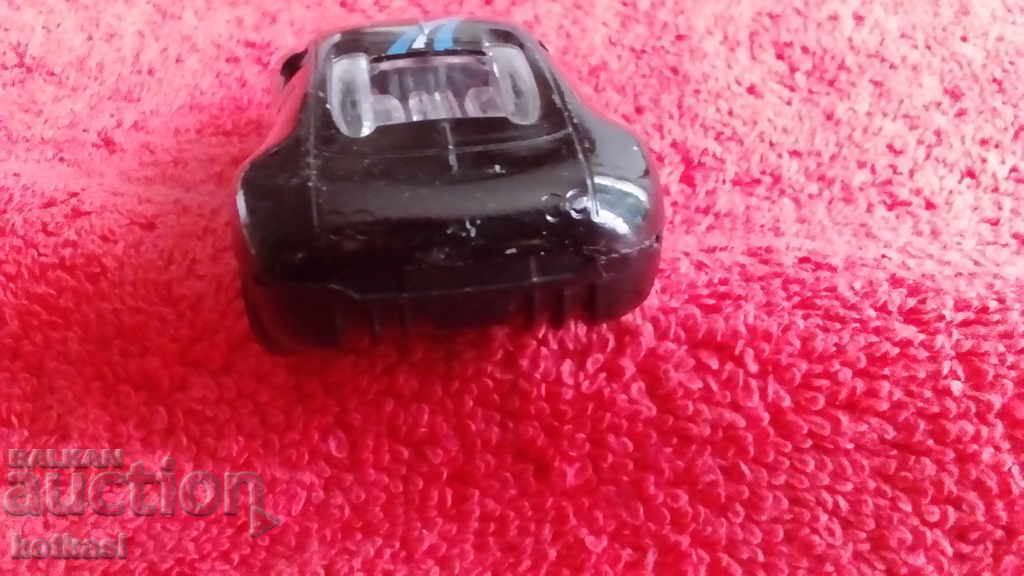 Mașină sport mică din metal excelentă - 5 Mașină sport mică din metal excelentă - 5