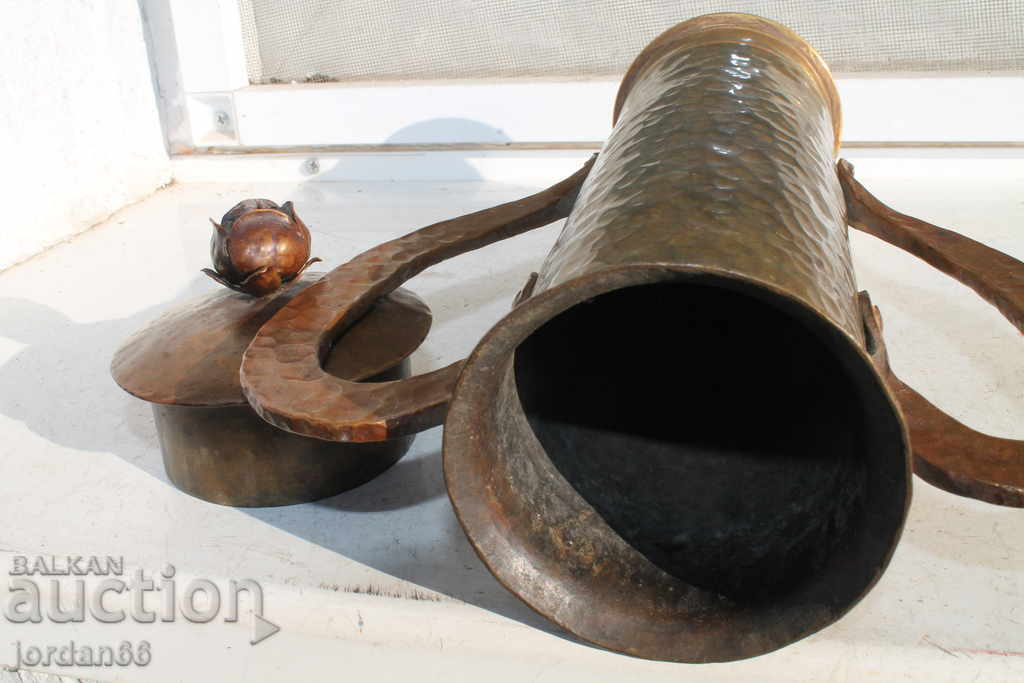 Shell vase - 7 Shell vase - 7