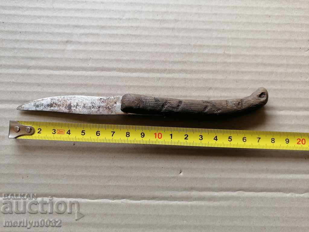 Παράδοση Μαχαίρι της παλιάς γιαγιάς, ανοιχτήρι Παράδοση Μαχαίρι της παλιάς γιαγιάς, ανοιχτήρι