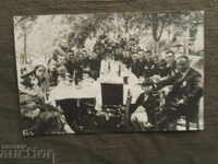 Pe masă mare cu pick-up