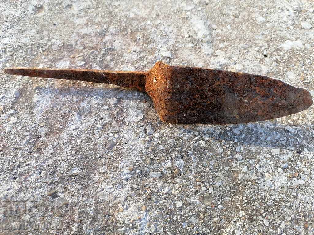 Auction Device, tool, wrought iron trowel Auction Device, tool, wrought iron trowel