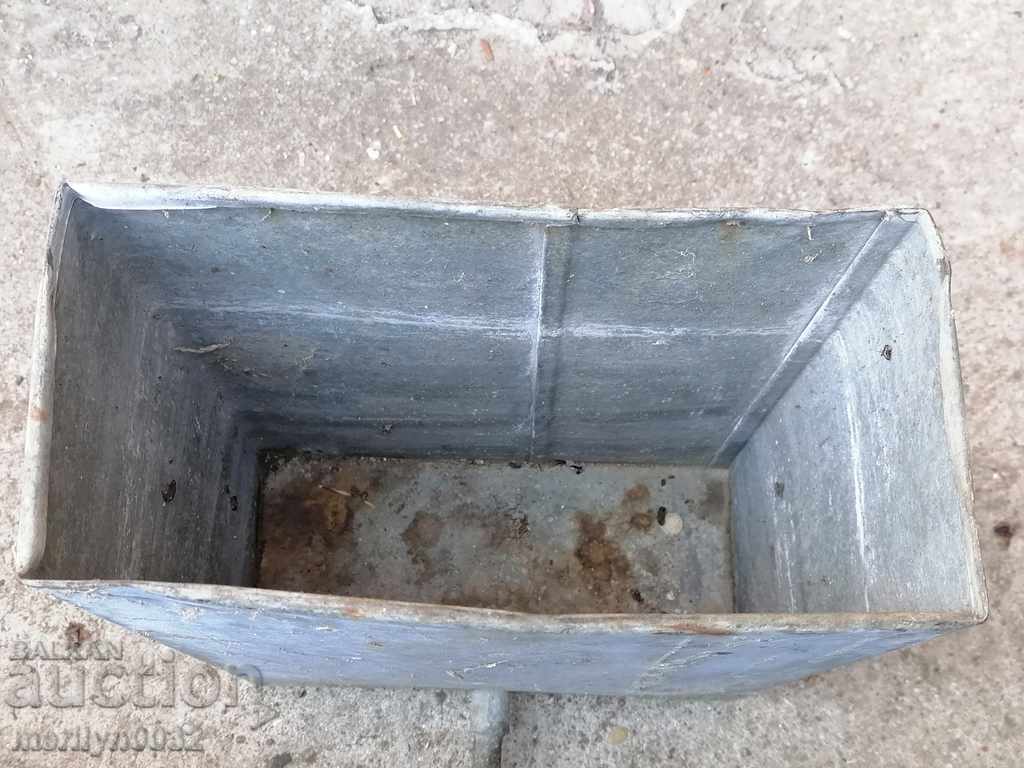 Delivery of Washbasin for sink, water tank, cistern Delivery of Washbasin for sink, water tank, cistern