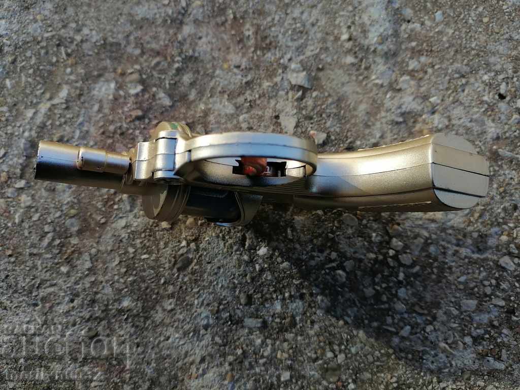 Auction Old toy revolver with eyelets Works Auction Old toy revolver with eyelets Works