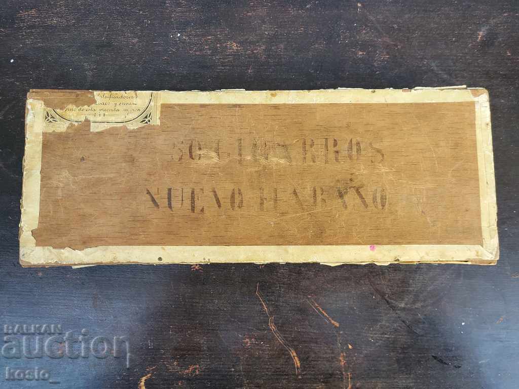 Old Filipino wooden cigar box - 6 Old Filipino wooden cigar box - 6
