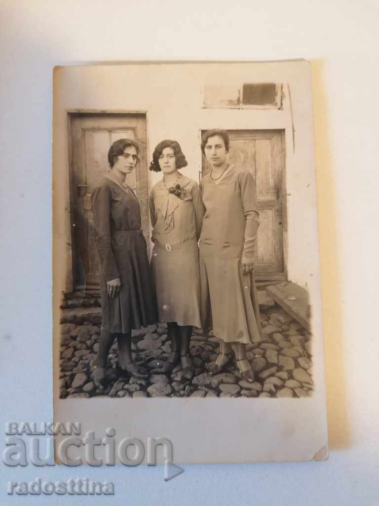 Old photo Sofia village Knyazhevo girls 1931