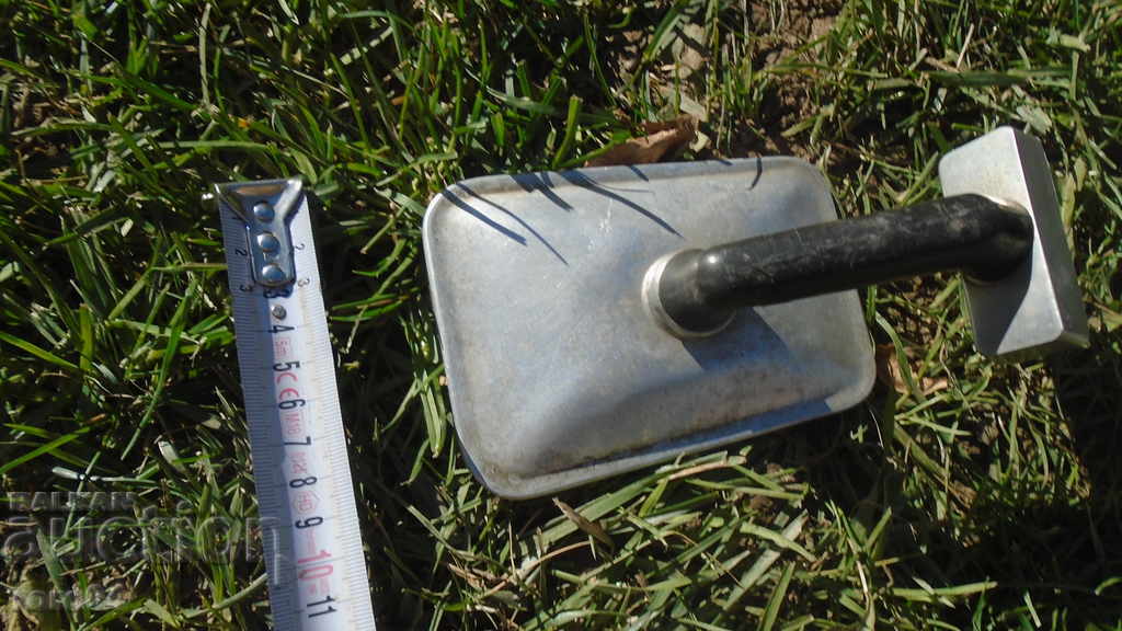 Auction MIRROR - RETRO Auction MIRROR - RETRO