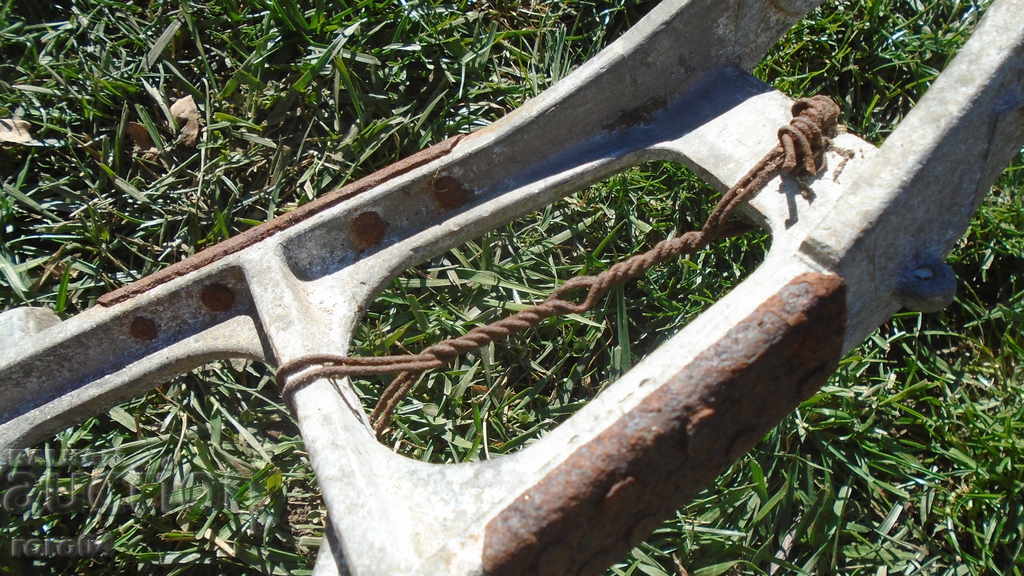 MOTO STAND - REPAIRED - 7 MOTO STAND - REPAIRED - 7