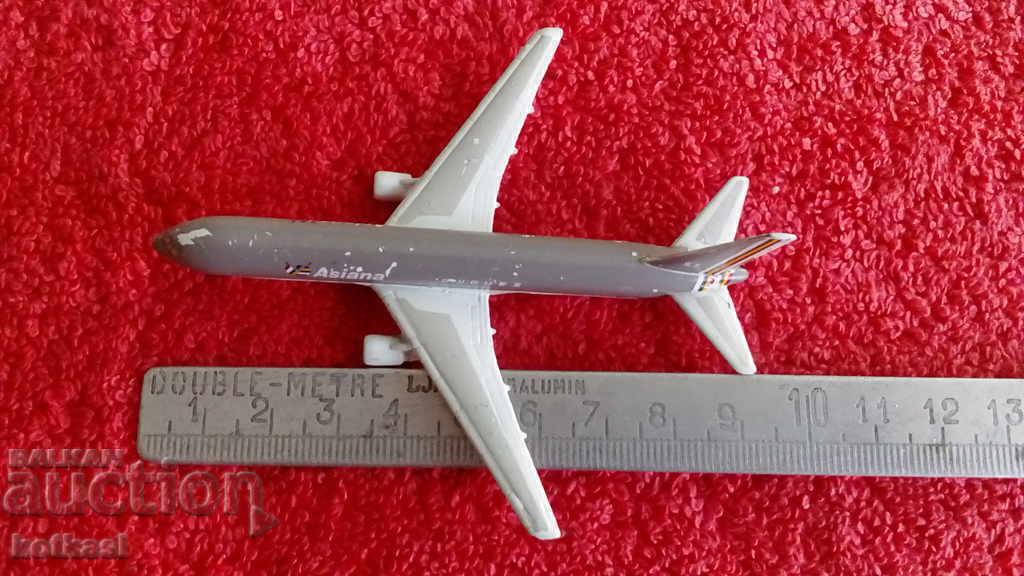 Avion mic din metal masiv marca Germania SCHABAK