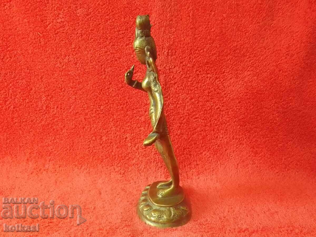 Delivery of Old metal bronze figure of the Goddess Tara Woman Dancing