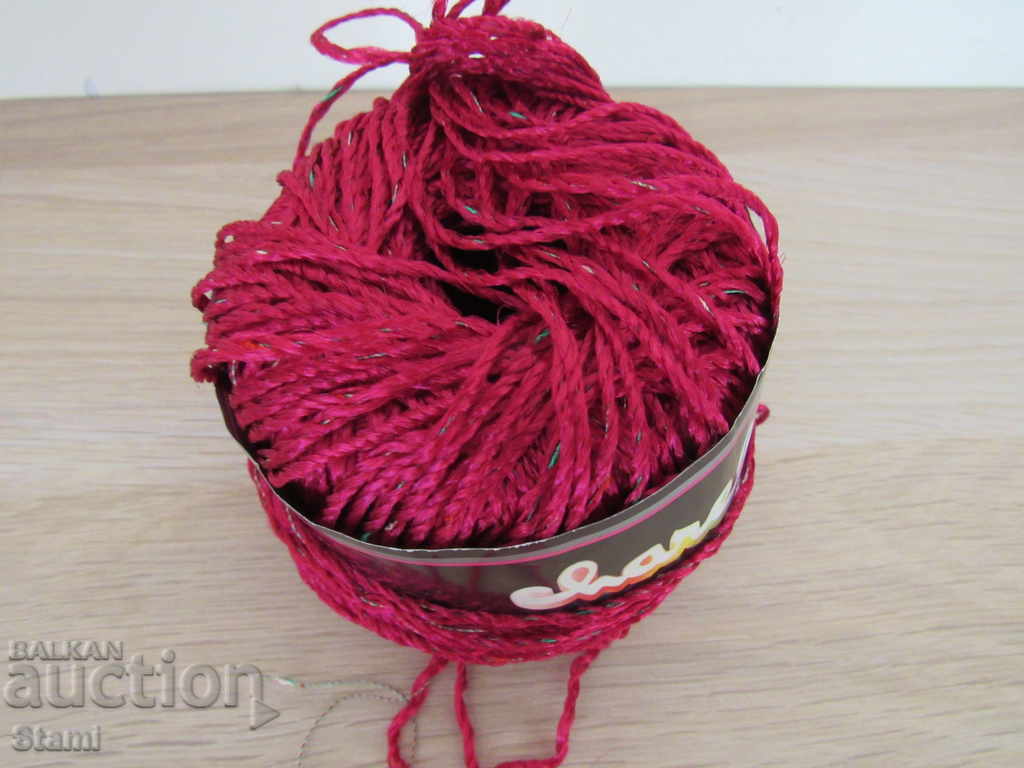 Yarn for decorations cherry red