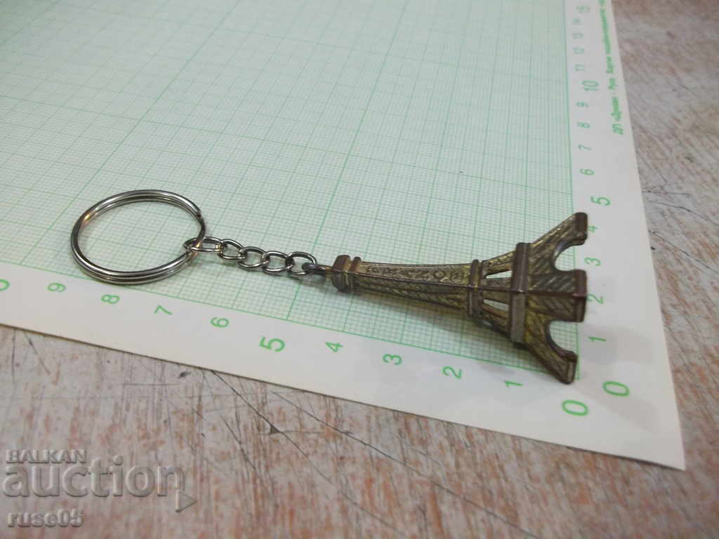 Livrarea Breloc Turnul Eiffel - 4 Livrarea Breloc Turnul Eiffel - 4