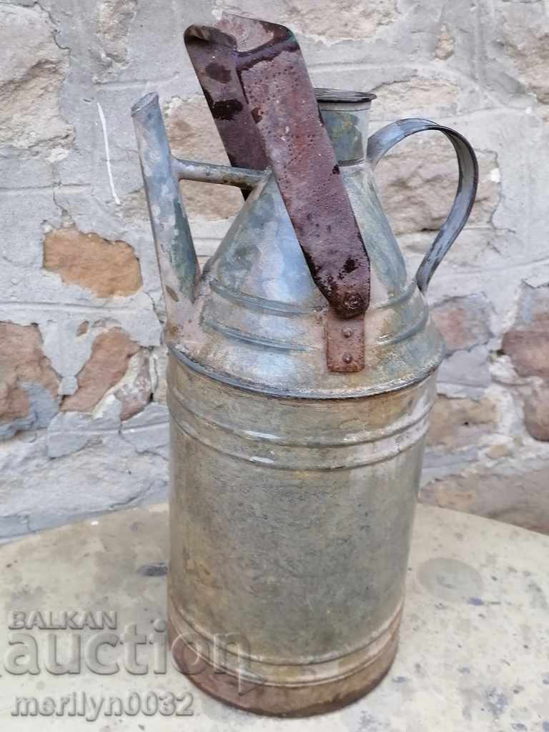 Стара метална лейка WW2 подцинкована туба за гориво кофа съд