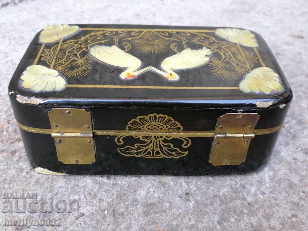 Auction  Old jewelry box with mother of pearl casket decoration