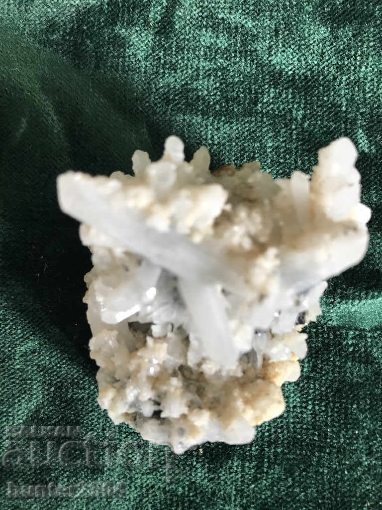 Cuarț Drusy cu preț € 10.95 | 21.42 BGN