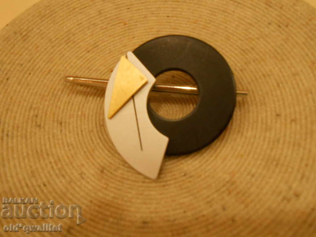 Interesting accessory CHRIST with Gold 750 - 5