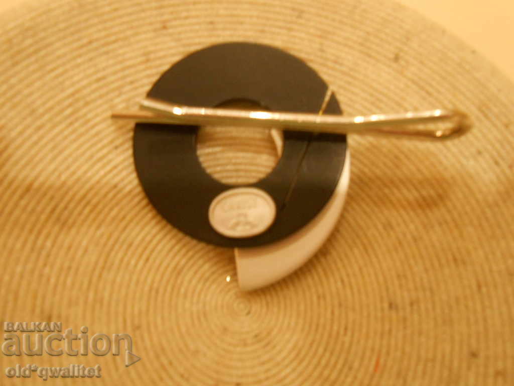 Interesting accessory CHRIST with Gold 750 - 6