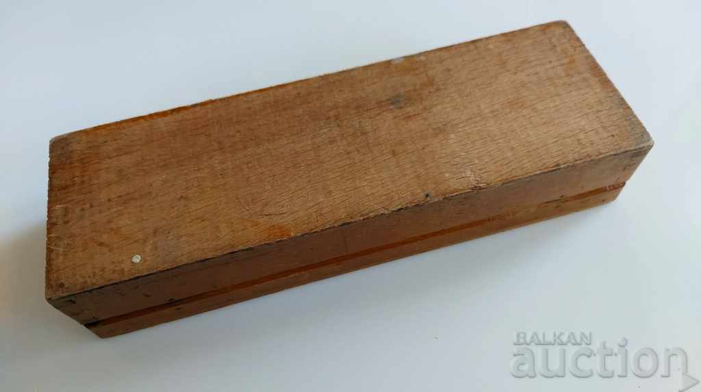 OLD WOODEN PYROGRAPHED PENCIL PENALTY BOX BOX - 5 OLD WOODEN PYROGRAPHED PENCIL PENALTY BOX BOX - 5