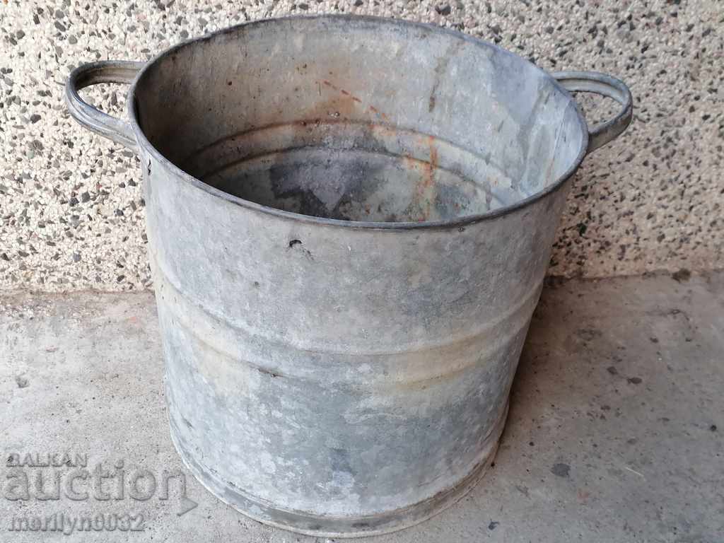 Old metal rubber bucket, 30 liter can - 5 Old metal rubber bucket, 30 liter can - 5