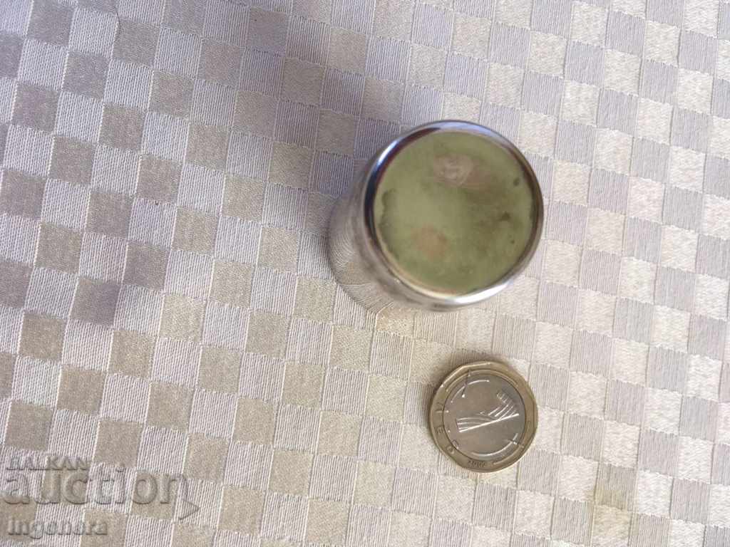 Auction  SHOT FOR SHOT ADVERTISING MARIE BRIZARD -30 ML