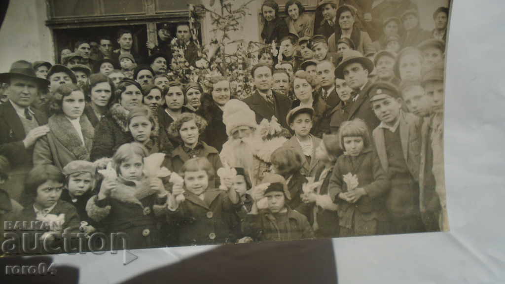 SANTA CLAUS - BREGOVO - January 8, 1936 with price 17.99 BGN | € 9.20 SANTA CLAUS - BREGOVO - January 8, 1936 with price 17.99 BGN | € 9.20