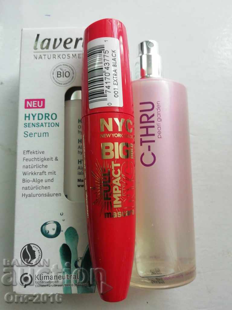 Παράδοση Πολλά καλλυντικά και αρώματα για γυναίκες Παράδοση Πολλά καλλυντικά και αρώματα για γυναίκες