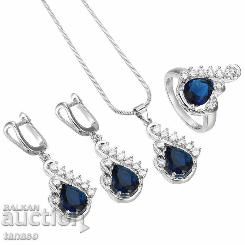 Jewelry set with blue sapphires