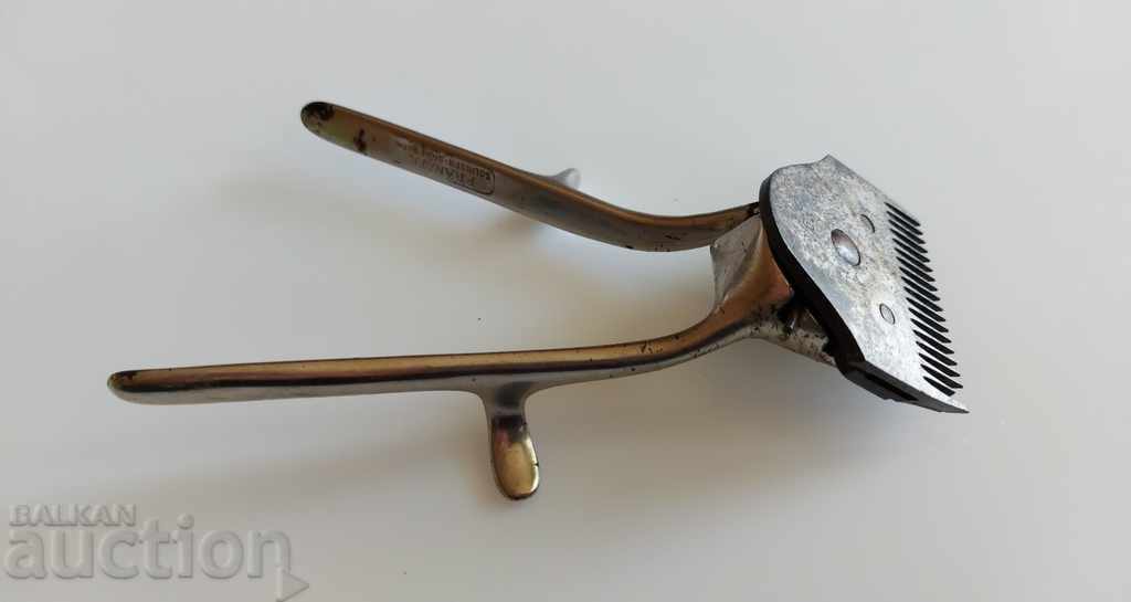 MAȘINĂ MÂNĂ VECHE PENTRU TĂIEREA TĂIERII SOLINGEN cu preț 8.00 BGN | € 4.09