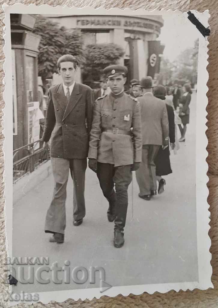 Стара снимка София 1940-те Германски Държавен .. знамена