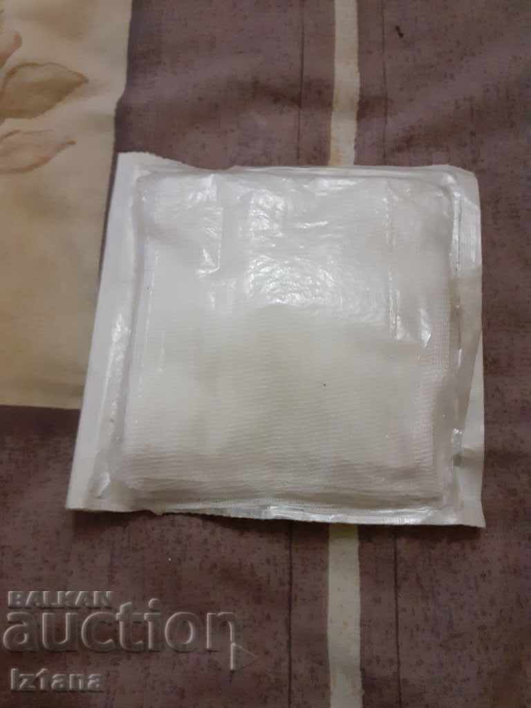 Licitație Compresele vechi, tifon