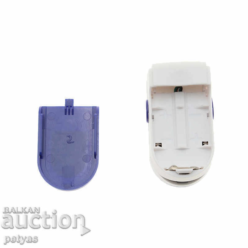 Oximeter, heart rate monitor, saturation, oxygen in the blood - 5