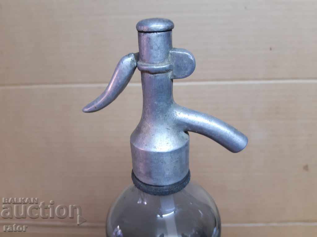 Livrarea Sifon vechi de sticla pentru apa carbogazoasa, sifon - Ruse. Sticla 4 Livrarea Sifon vechi de sticla pentru apa carbogazoasa, sifon - Ruse. Sticla 4