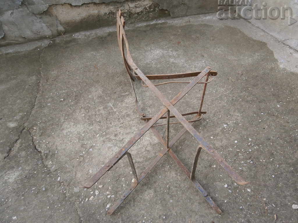 Delivery of OLD FORGED folding CHAIR vintage retro Delivery of OLD FORGED folding CHAIR vintage retro