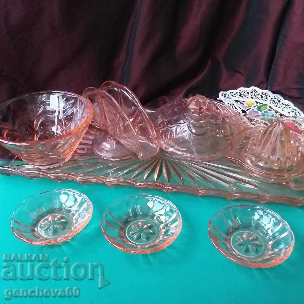 Set vintage rar în roz 8 piese cu preț € 51.00 | 99.75 BGN Set vintage rar în roz 8 piese cu preț € 51.00 | 99.75 BGN