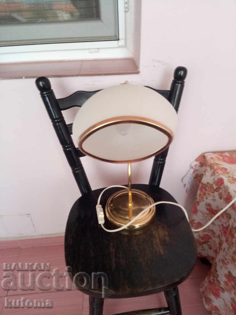 Auction Brass table lamp Auction Brass table lamp