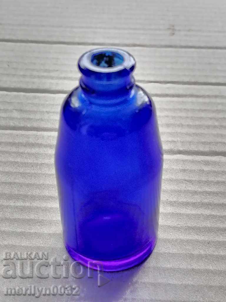 Sticlă de sticlă medicală veche