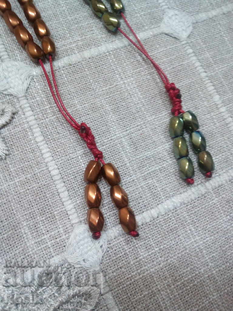 Auction 2 BEADS OF TREATED HEMATITE Auction 2 BEADS OF TREATED HEMATITE