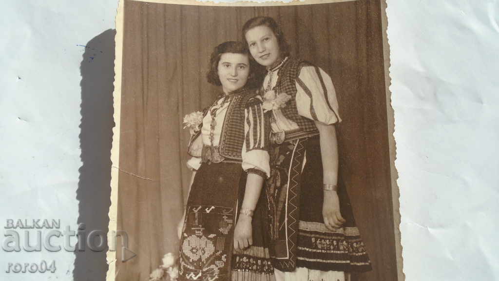 MOMI IN DRESSES - PHOTO AIDA - ΣΟΦΙΑ - 5 MOMI IN DRESSES - PHOTO AIDA - ΣΟΦΙΑ - 5