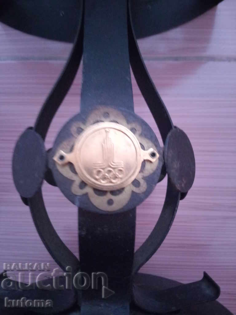 Old Russian table lamp with price 74.99 BGN | € 38.34 Old Russian table lamp with price 74.99 BGN | € 38.34